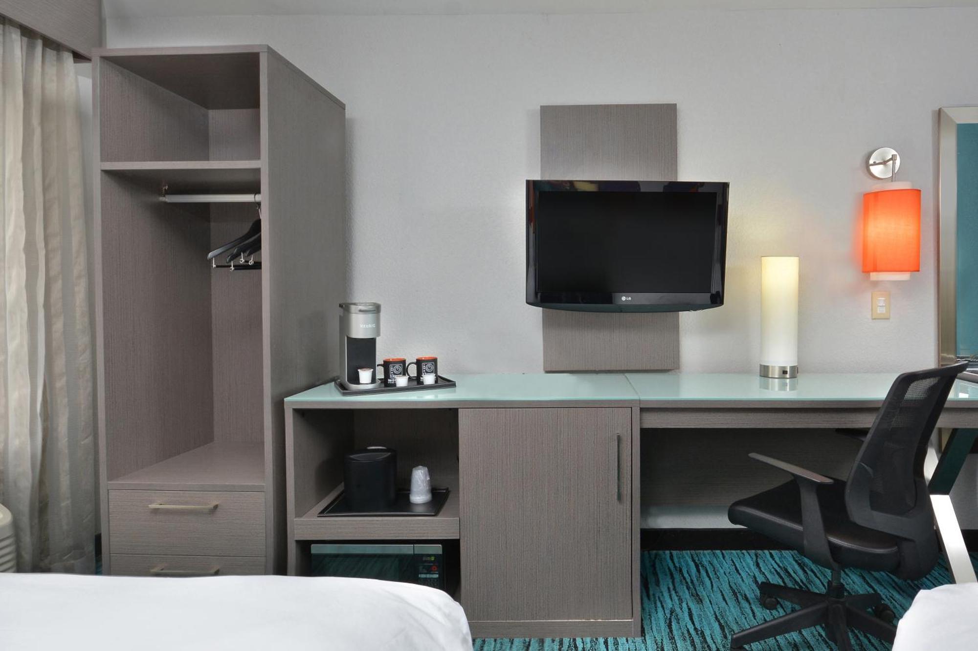 Inn At Клемсон Экстерьер фото
